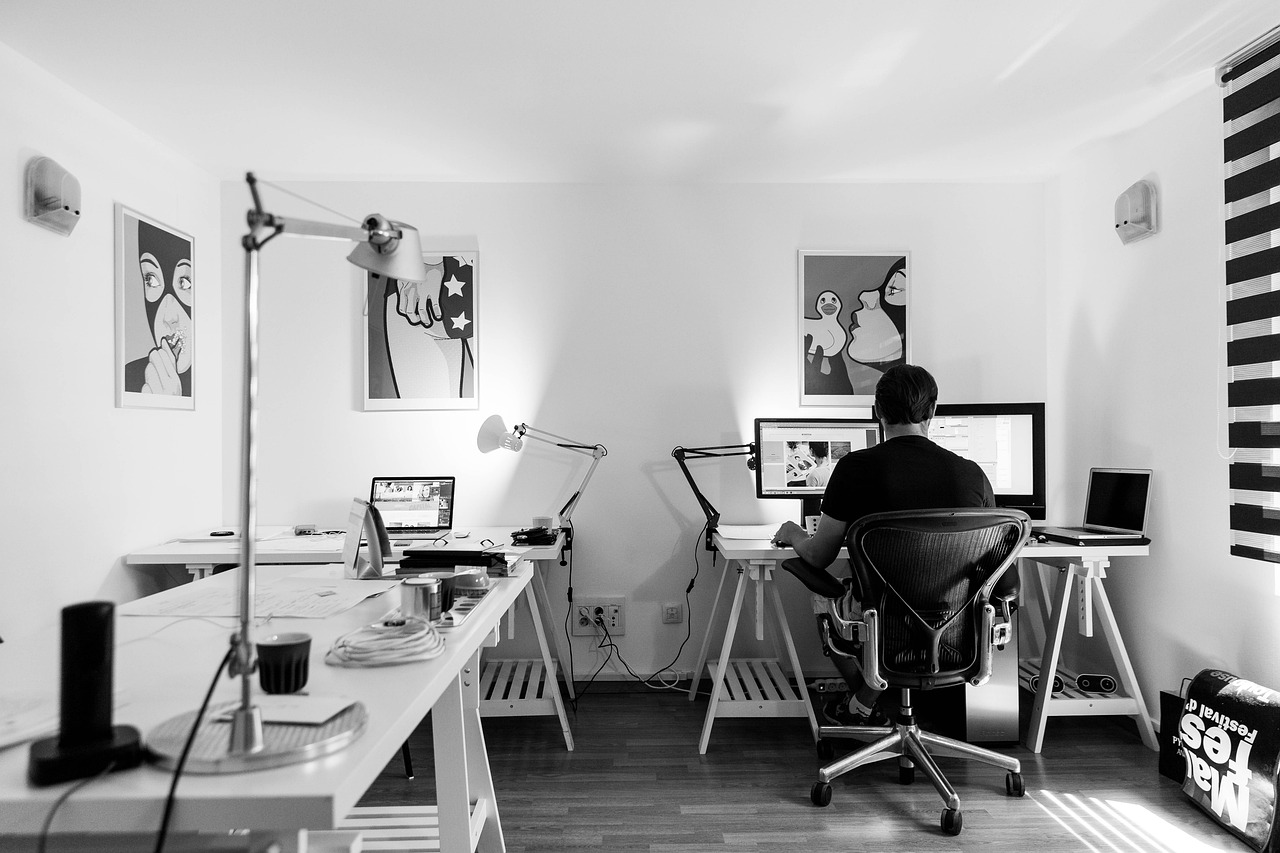 office-932926_1280b